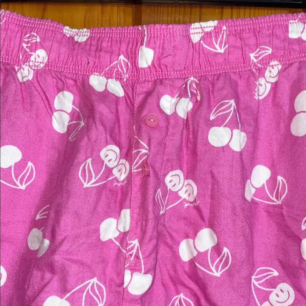 Pink Victoria’s Secret Cherry Print Women's Shorts size XS smiley shorts lounge - Picture 2 of 4